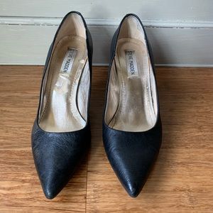 Steve Madden Leather Pointed Toe Pumps 🖤